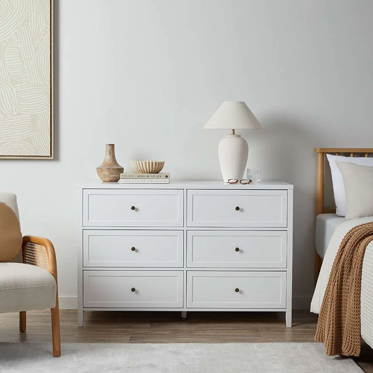 Cove White Three Piece Nursery Furniture Set - Image 3