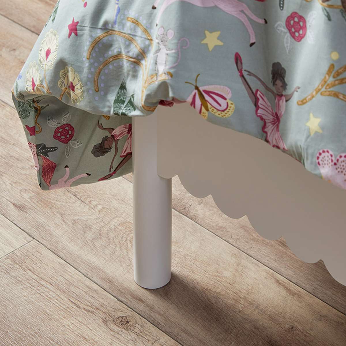 Maisie Scalloped Bed - King Single - White - Image 4