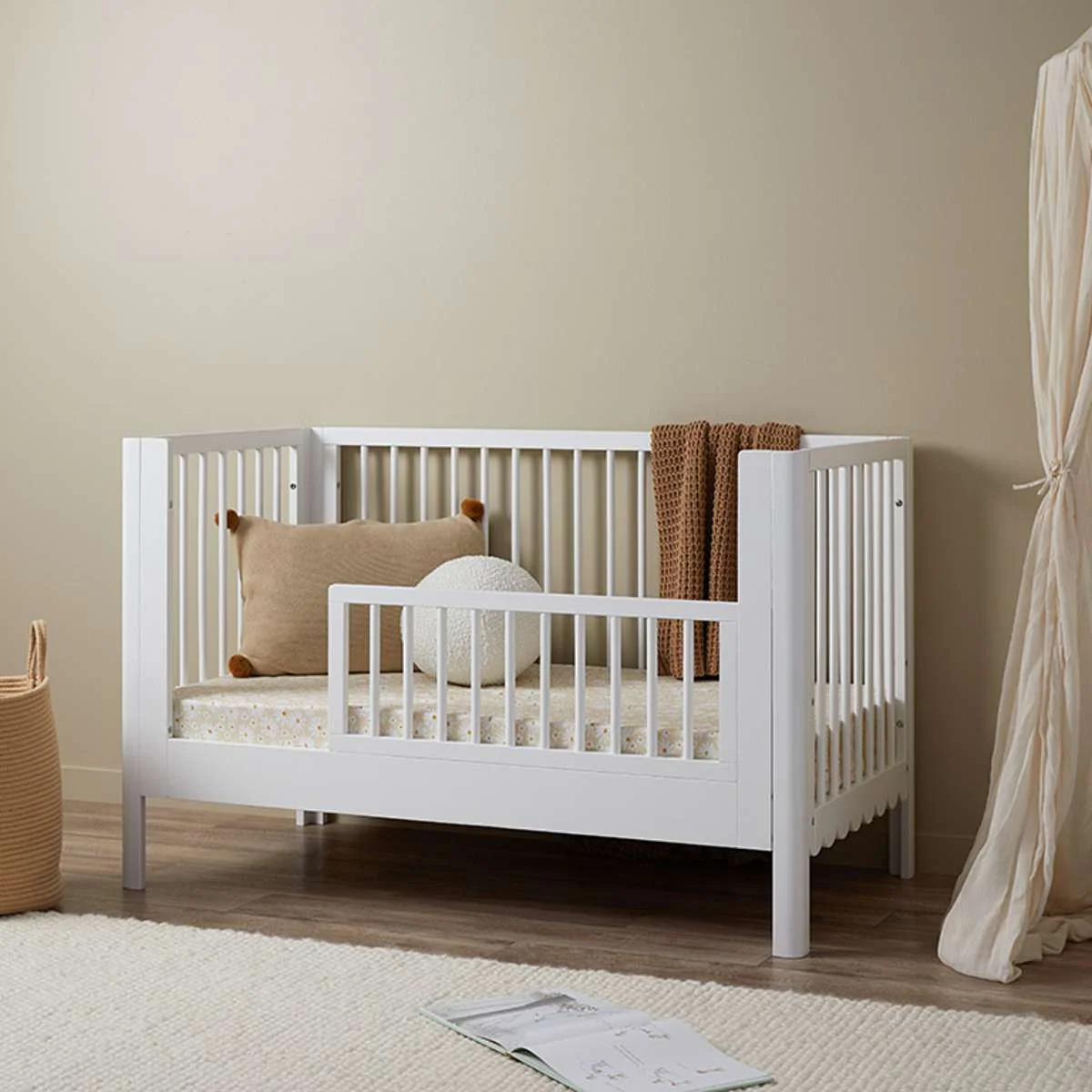 Maisie Cot Toddler Bed Half Frame - White - Image 10