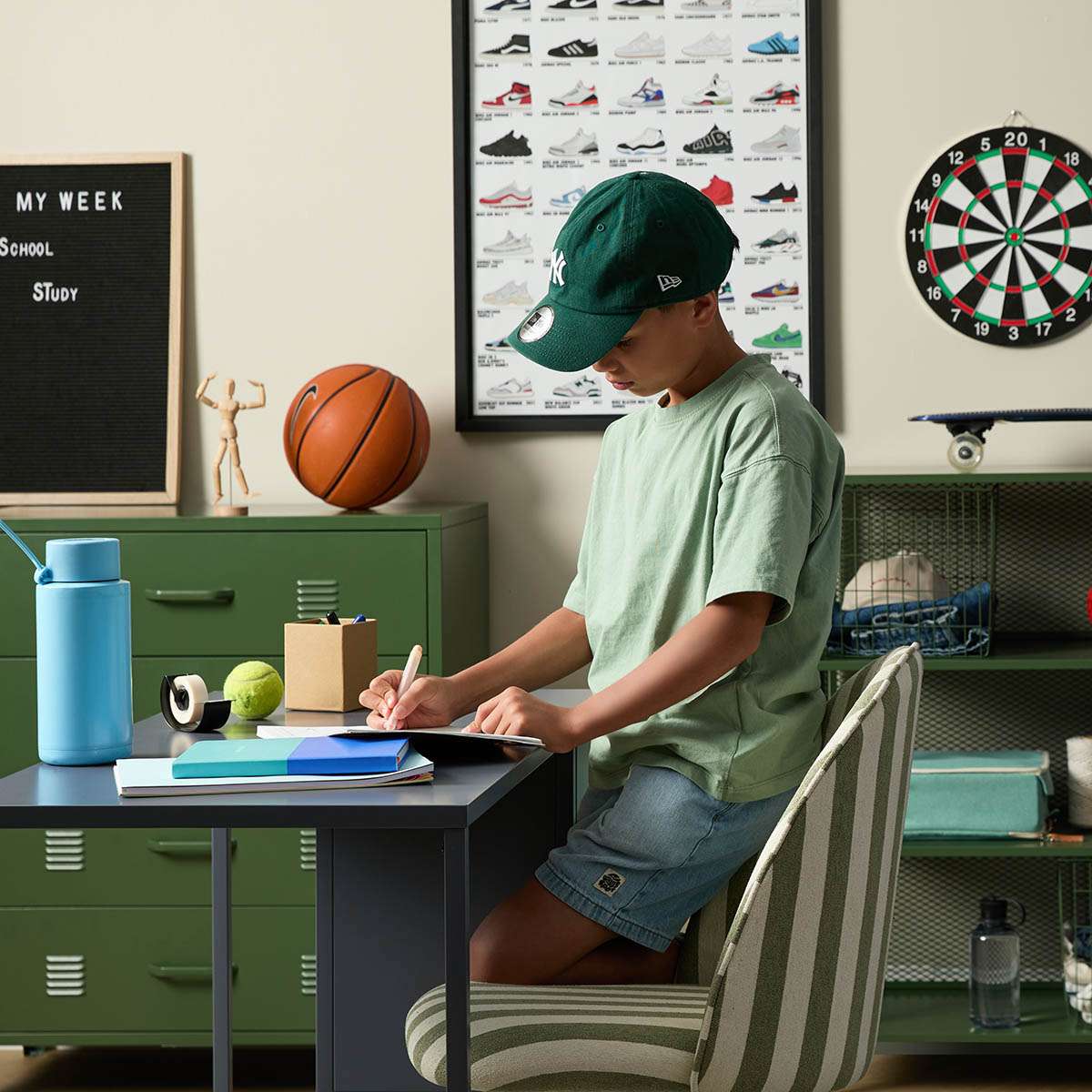 Mocka Original Locker Desk - Steele - Image 8